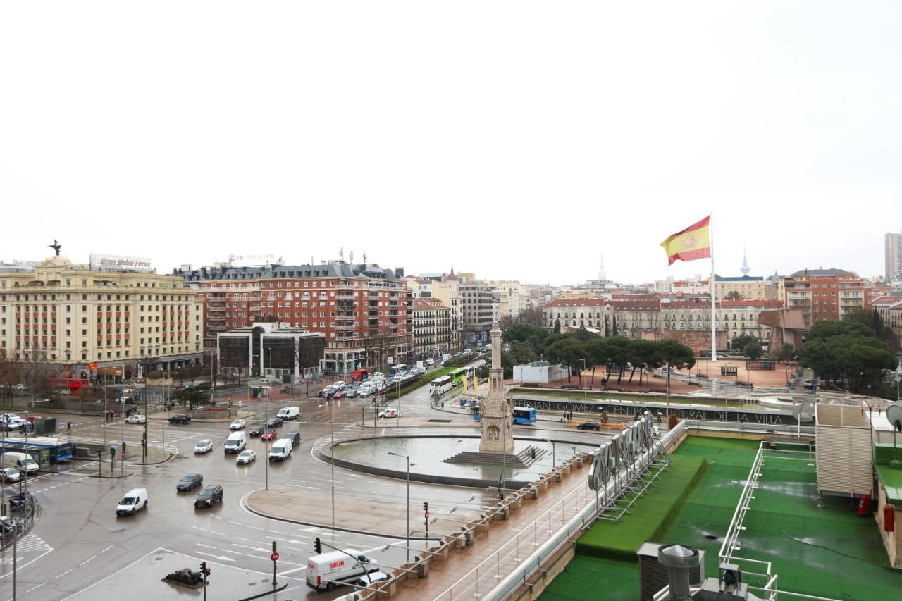 Urbantec Realty - Plaza De Colon Apartment Мадрид Екстериор снимка